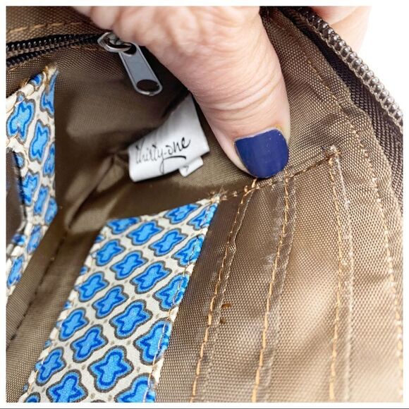 Thirty One Cotton Blue Medallion Wristlet Wallet - Picture 8 of 8